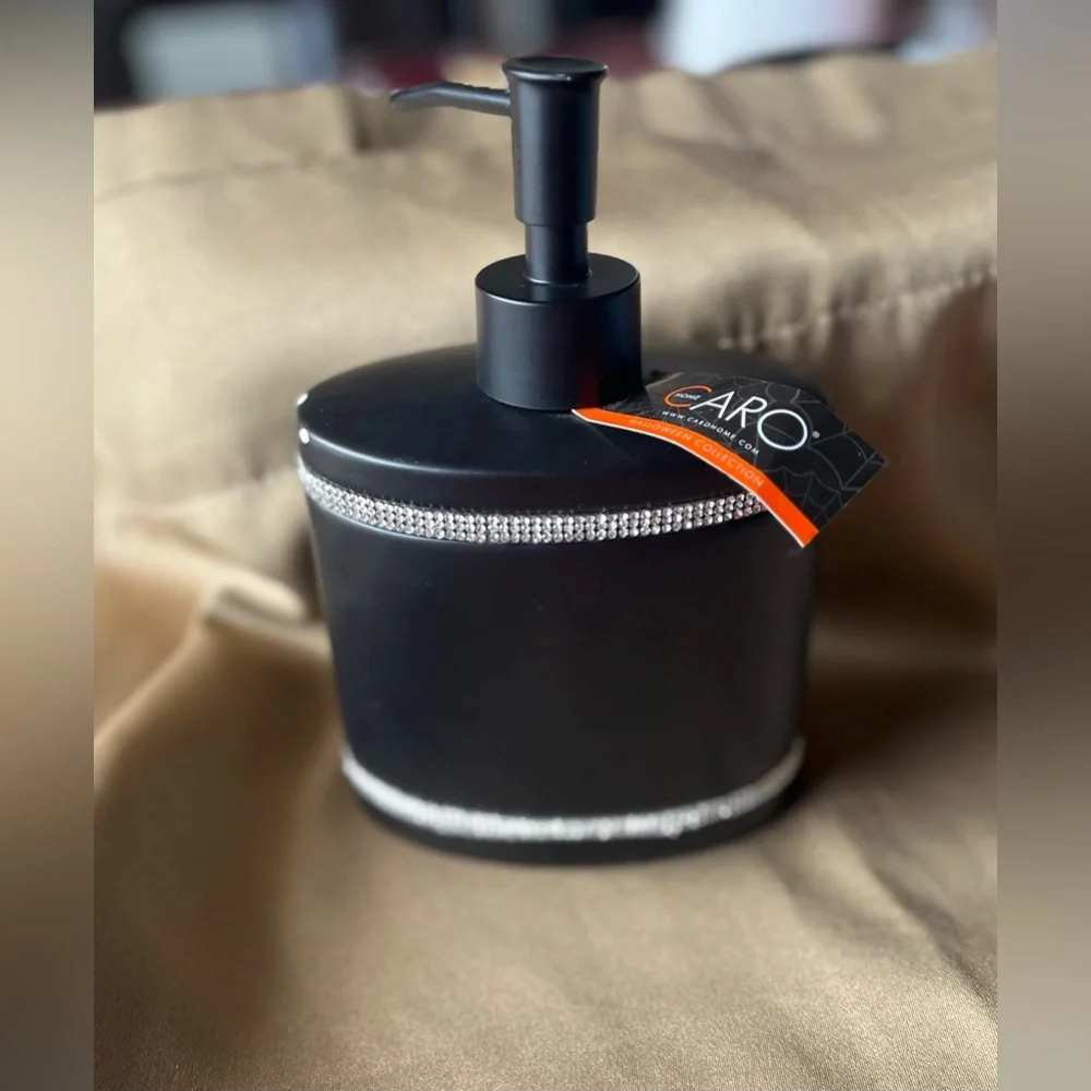 Caro home bath black and diamonds Soap Dispenser